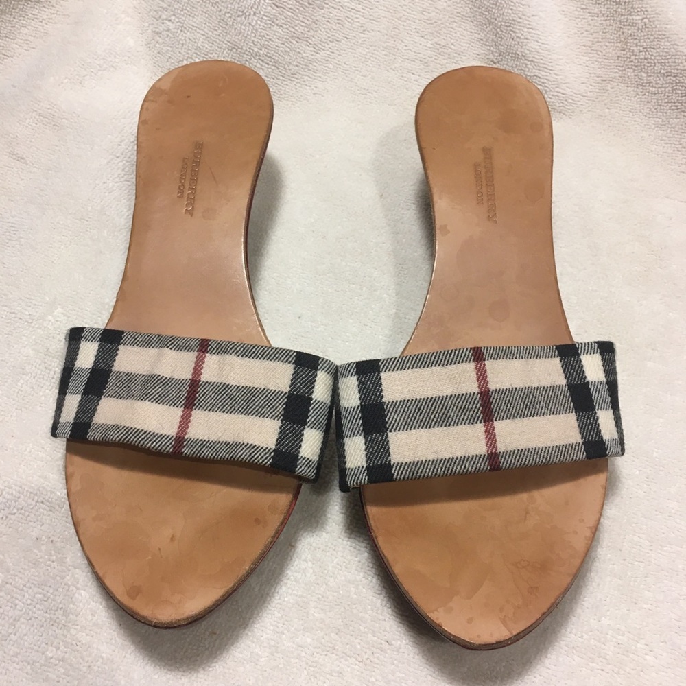 Burberry Clogs Size 6